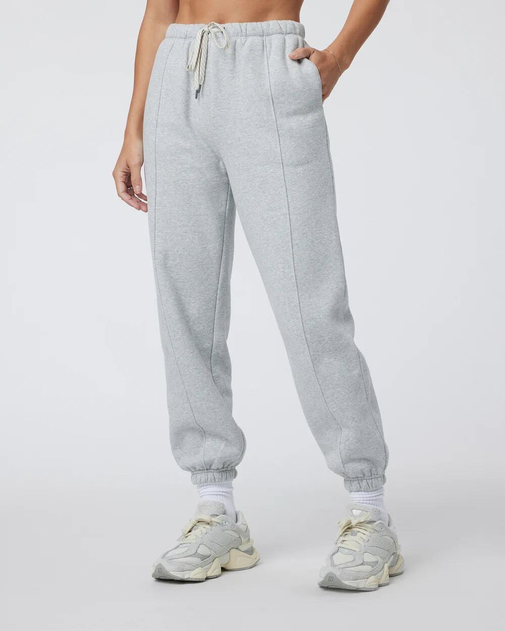 Vuori Women’s Restore Sweatpants Gray Joggers Sz S Athletic GREAT! NO DRAWSTRING